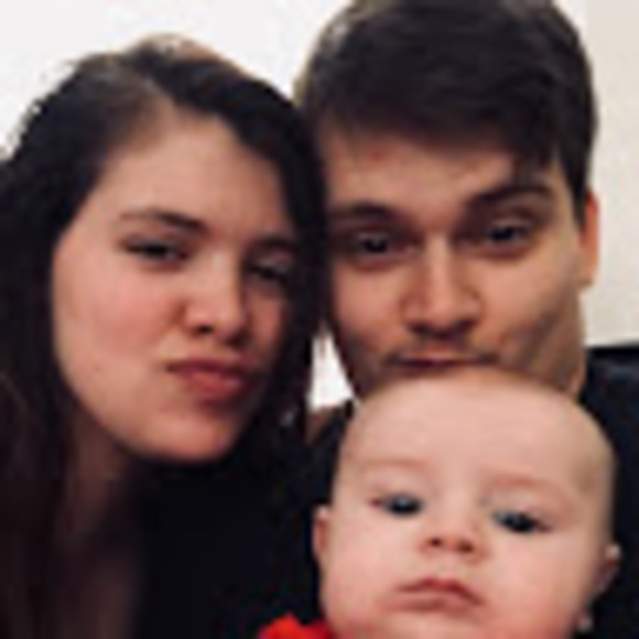 Profile Picture of Nick Holmes (@nickholmes1995) on Poshmark