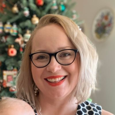 Profile Picture of Michelle Edgemont (@MEdgemontDesign) on Twitter