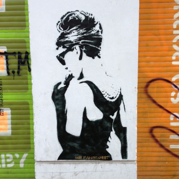 Ariana Farzin - Poshmark Profile Picture of Ariana Farzin (@arianafarzin) on Poshmark