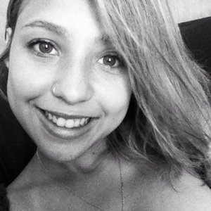 Profile Picture of Nayara Alves (@nayaralvees) on Myspace