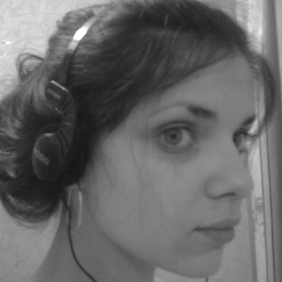 Profile Picture of Romana Romanchuk (@suafata) on Poshmark