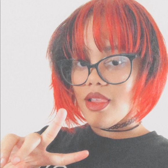 Julianna Day - Poshmark Profile Picture of Julianna Day (@grapefroooty) on Poshmark