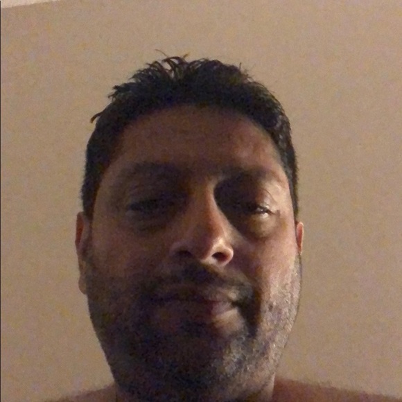 Profile Picture of Rana Feroze (@ranaferoze) on Poshmark