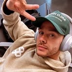 Profile Picture of Felix Matteo (@Felix-Matteo) on Facebook