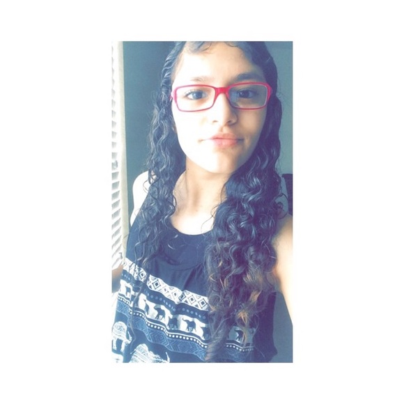 Profile Picture of Jerusalem Loera (@jerusalem_10) on Poshmark