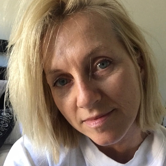 Profile Picture of Christina Struckmeyer (@christinastruck) on Poshmark