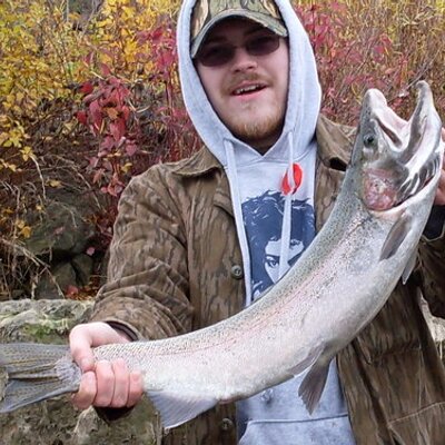 Profile Picture of Ian Locke (@thecreepygnome) on Twitter