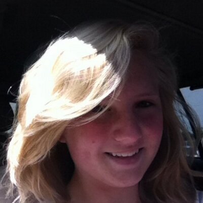 Profile Picture of Alyssa Petersen (@Rvb_vs_1D) on Twitter