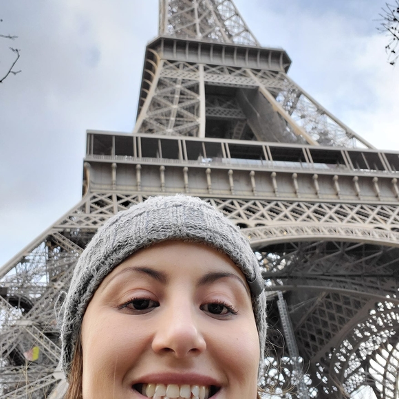 Profile Picture of Andrea Torrez (@toni032003) on Poshmark