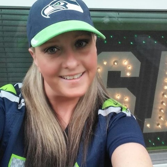 Profile Picture of Deloris Strauser (@delorisstrauser) on Poshmark