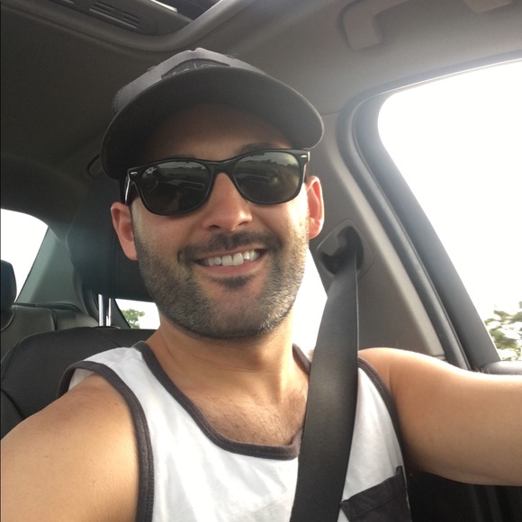 Profile Picture of Michael Iodice (@iodicemichael) on Poshmark