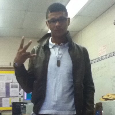 Profile Picture of Aaron Denson (@aarondensonlive) on Twitter
