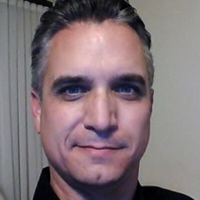 Profile Picture of Jeff Pike (@manvsmidlife) on Twitter