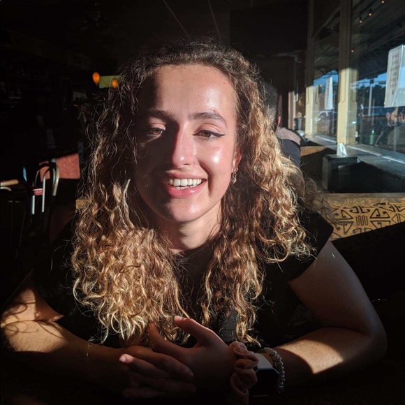 Profile Picture of Kat Lehmer (@kataclyst) on Poshmark