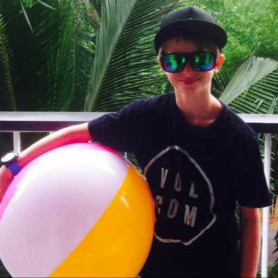 Profile Picture of Max Allen (@Smile_Rush) on Twitter