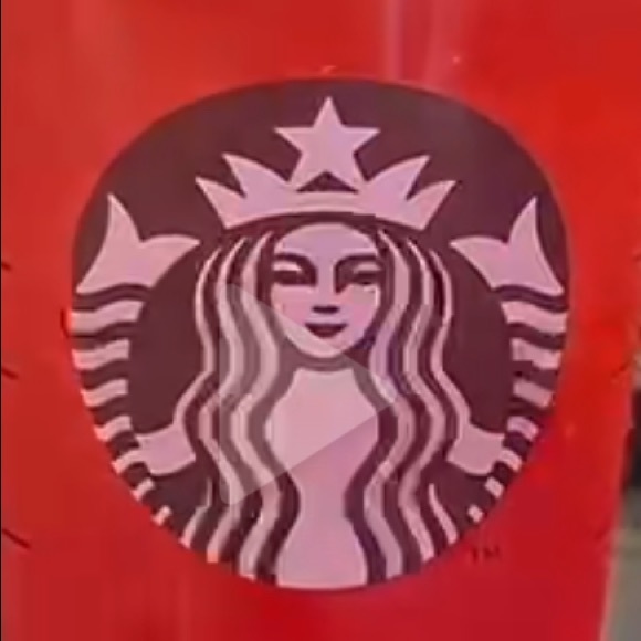 Profile Picture of Delaney Kragerud (@dkragerud) on Poshmark