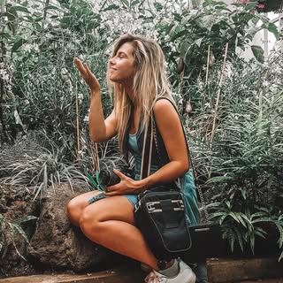 Profile Picture of ✨Lauri Mitchell ✨ (@laurienne) on Instagram