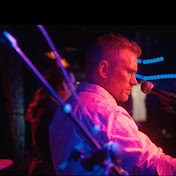 Profile Picture of Michael Moore Live (@MichaelMooreLive) on Youtube