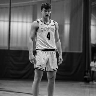 Jake Bender - Instagram Profile Picture of Jake Bender (@jake.benderr) on Instagram