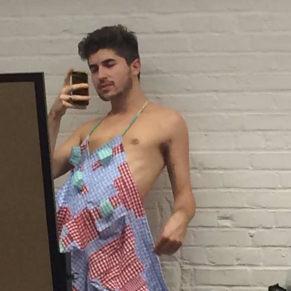 Profile Picture of Nic Andreadis (@nandread) on Poshmark