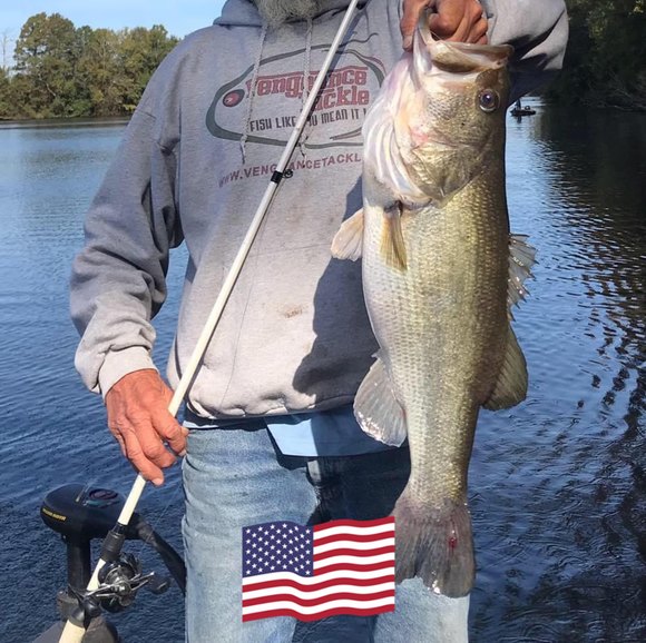 Profile Picture of Michael Traynum (@trsouth101) on Poshmark