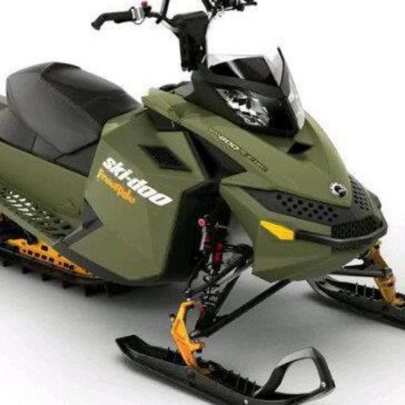 Profile Picture of Brad Wise (@bradwise0) on Poshmark