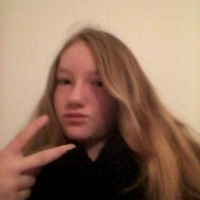 Profile Picture of Jessica Bernhardt (@JessLove2015) on Twitter