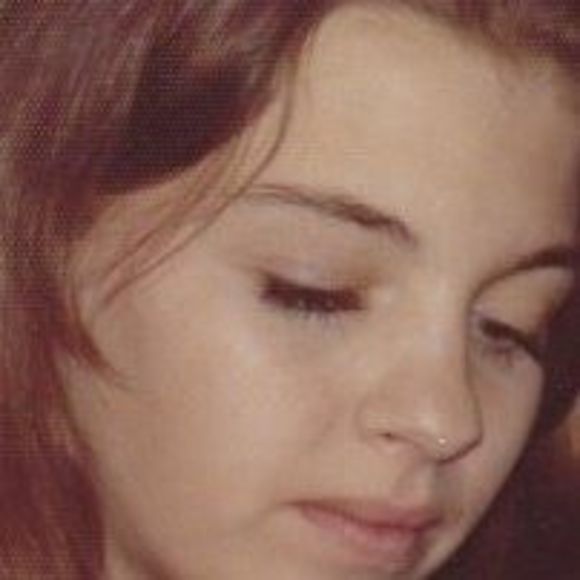 Profile Picture of Shirley Farrell (@shirls6748) on Poshmark