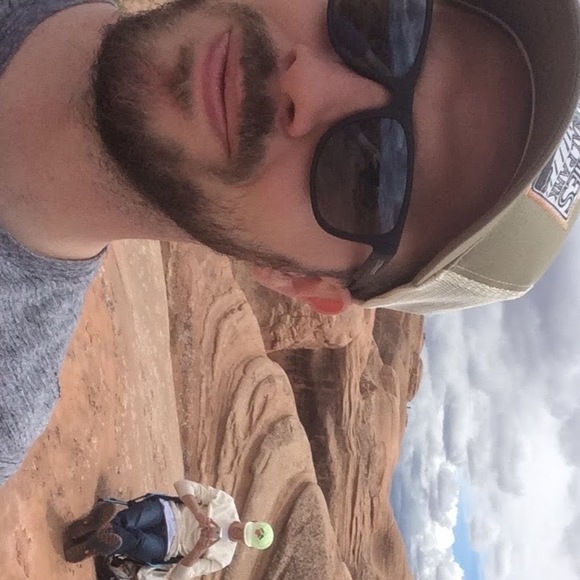 Profile Picture of Nathan Staley (@ntstaley) on Poshmark