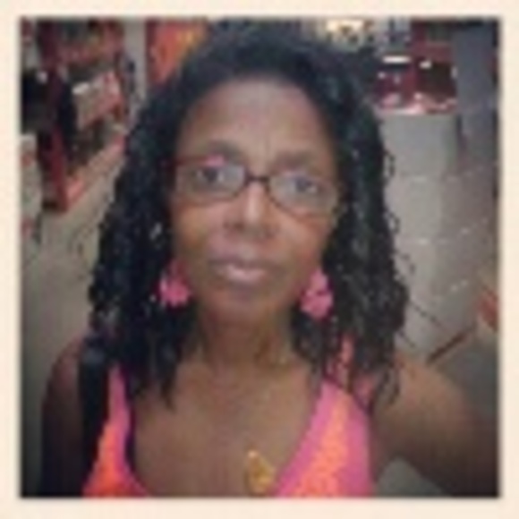 Profile Picture of Patricia Dozier (@kennidy) on Poshmark