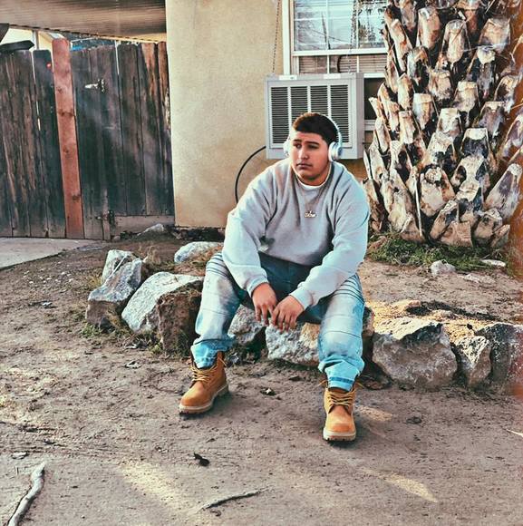 Profile Picture of Daniel Rivas (@djbreakabed) on Poshmark