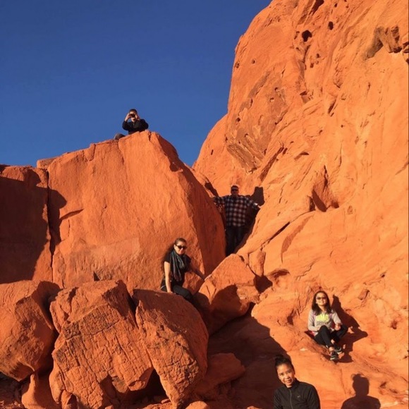 Profile Picture of Ellen Thamer (@ellenthamer) on Poshmark