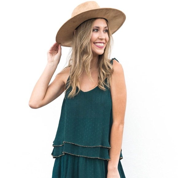 Profile Picture of Searcy Swain (@searcylynne) on Poshmark