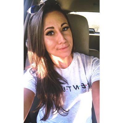 Profile Picture of Jenna Leigh Compton (@jennakini) on Twitter