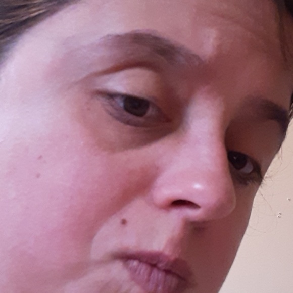 Savannah Levinski - Poshmark Profile Picture of Savannah Levinski (@vannie7) on Poshmark