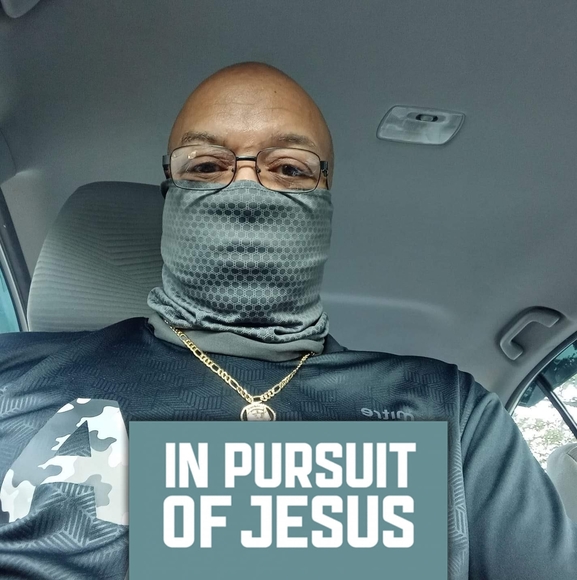 Profile Picture of Clarence Crippens (@maryannlil) on Poshmark