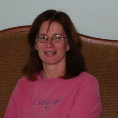 Profile Picture of Tammy Fuller (@nrsratchett) on Twitter