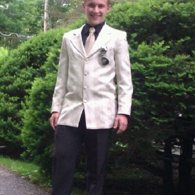 Profile Picture of Joe Corey (@Sneaker_Freak95) on Twitter