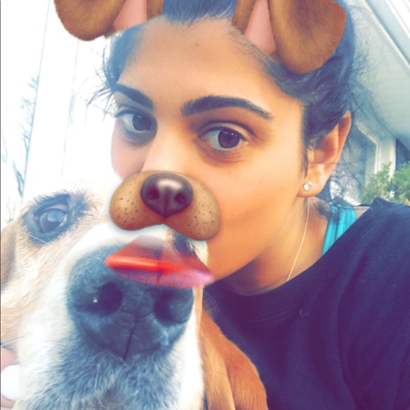 Profile Picture of Christina Palmenteri (@cpalmenteri4) on Poshmark