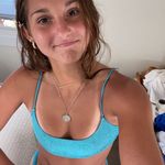 Profile Picture of Carly Ross (@carly.b.ross) on Instagram