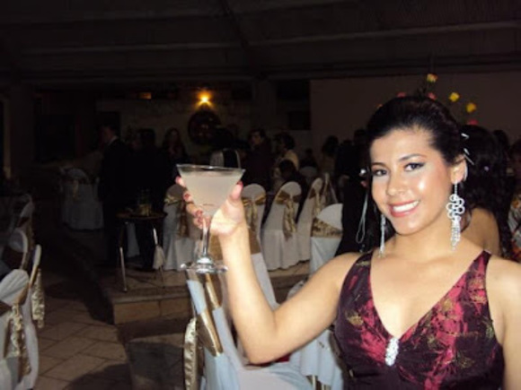 Profile Picture of Daniela Bonilla (@danywap10) on Poshmark