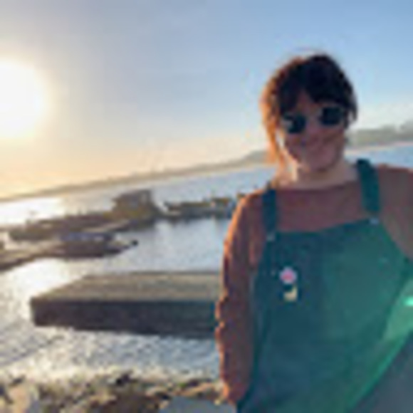 Profile Picture of Jordan Scheelar (@joscheelar) on Poshmark