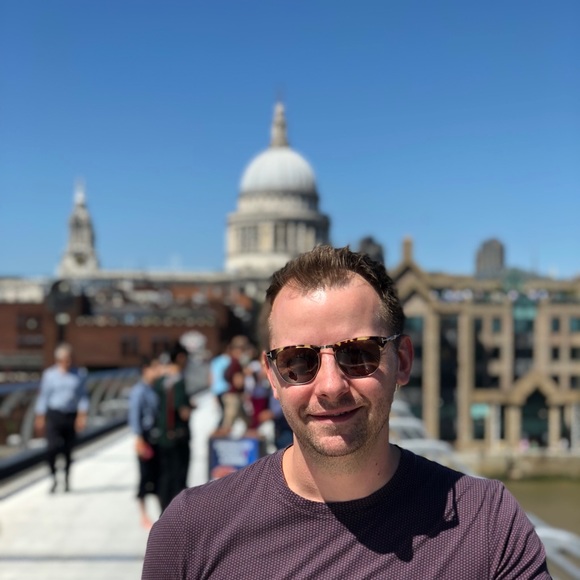 Profile Picture of Scott Hanson (@scottryanhanson) on Poshmark