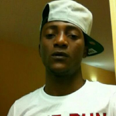 Profile Picture of Joseph Steeve (@6bd47cb56d604d5) on Twitter