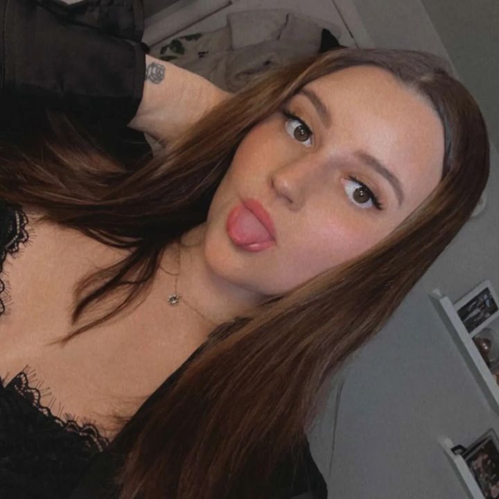 Profile Picture of amanda (@amandakeough) on Tiktok