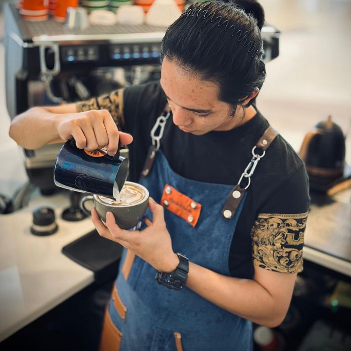 Profile Picture of Christan:)) (@@christanmaster) on Tiktok