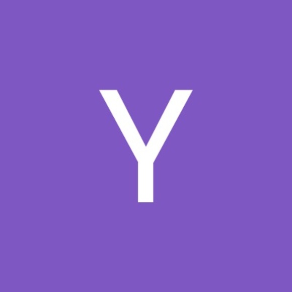 Profile Picture of Youri Laret (@laretyouri) on Poshmark