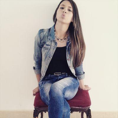 Profile Picture of Angie Segura ♥♥ (@angie_s06) on Twitter