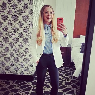 Profile Picture of Amy Swift (@buildinghugger) on Twitter