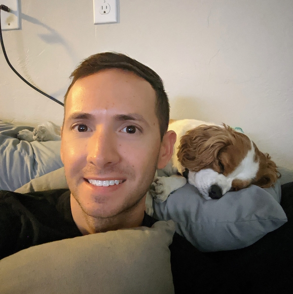 Profile Picture of Derek Lange (@godzilla986) on Poshmark